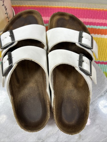 Sandalias Birkenstock Arizona de cuero blanco con doble hebilla para mujer EU 39 L8,5 M6,5 - Imagen 11 de 12