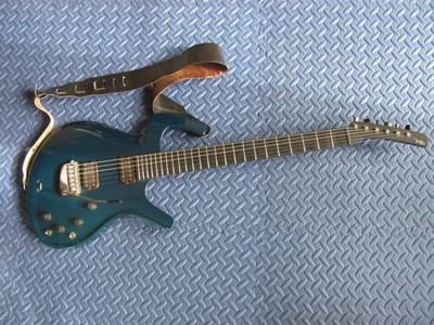 Parker Fly Deluxe Guitar 1995 gebraucht volle Funktion emerald green Koffer Bag