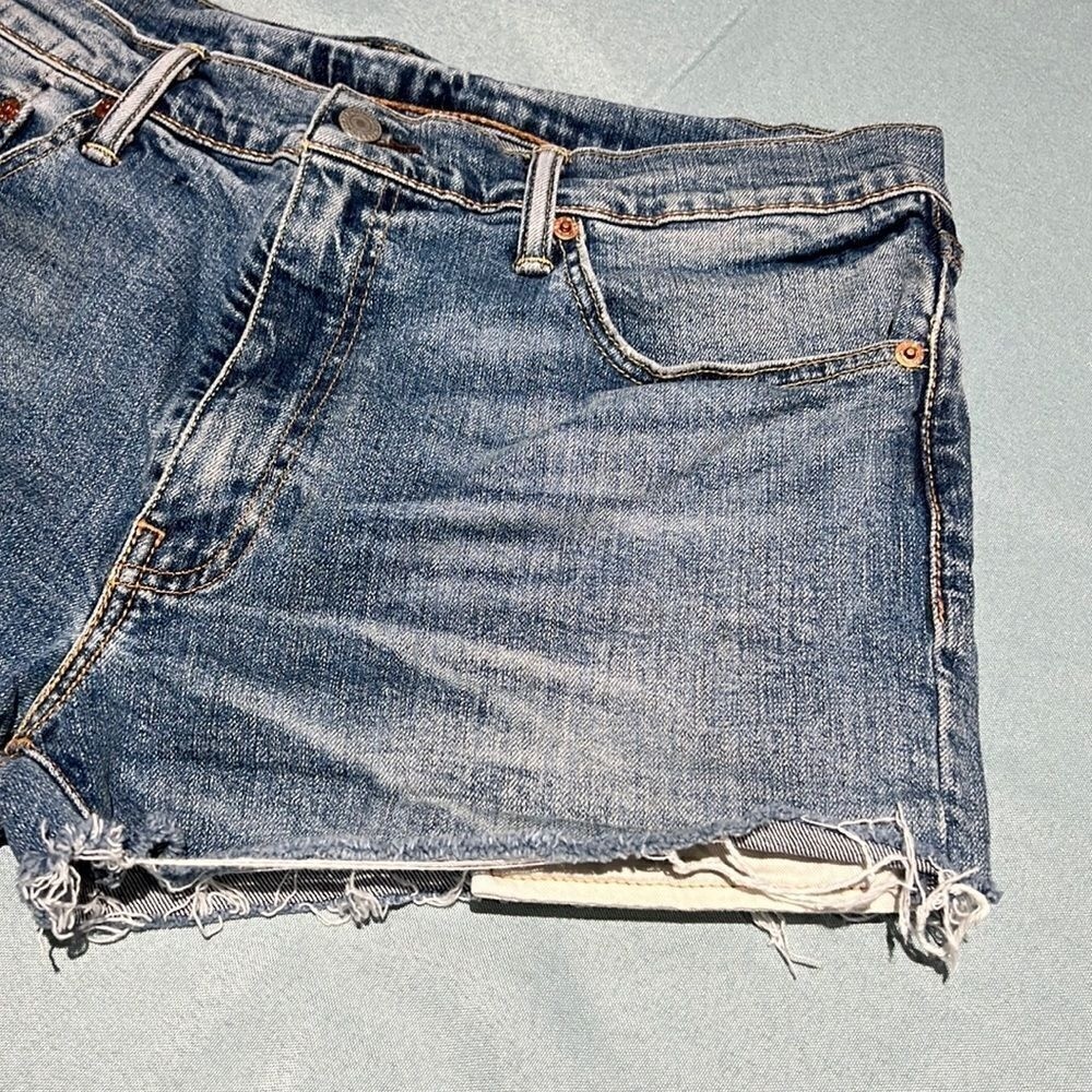 Levi's 511 Distressed Denim Cutoff Jean Shorts Size 10 thumbnail 3