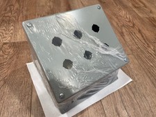 Nvent Hoffman E6PBAM 6 Pushbutton Enclosure Sloped-Front 22.5mm Holes NEW