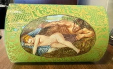 Fabulous Green Murano opaline box, in Pristine condition. Will had painted top 