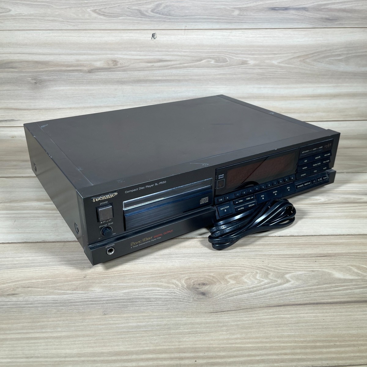 Technics SL-P550 Compact Disc Player Black Digital Audio 18-Bit 