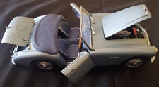 RARE Ice Blue Austin Healey Convertible 100/6 Kyosho 1:18 