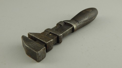 Vintage L. Coes 6.5" Monkey Wrench USA - Picture 9 of 11