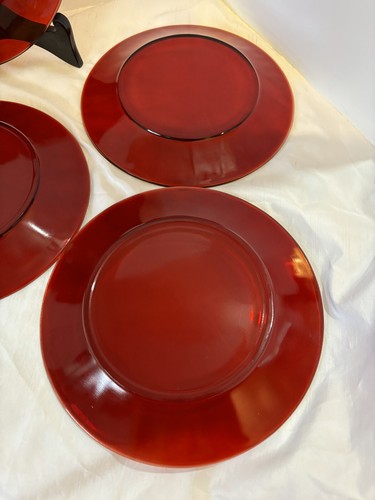 Ruby Red Salad Dessert Plates Anchor Hocking Set Of 6 Christmas Plates 7.5” - Picture 4 of 7