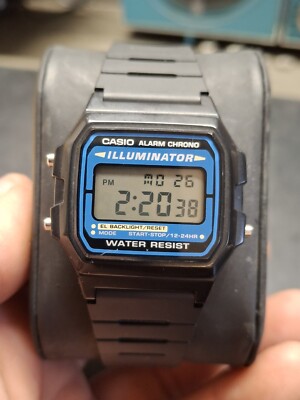 Casio F105 Mens Digital Watch