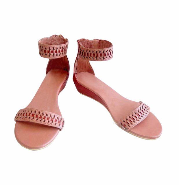 wide width leather sandals