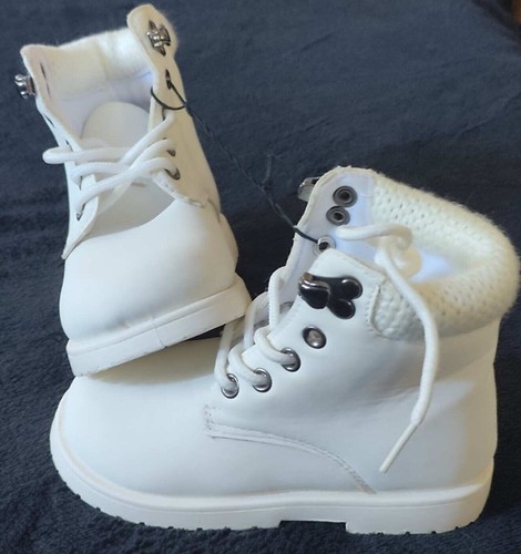 Unbranded New Girl's Boots, White - Picture 2 of 3
