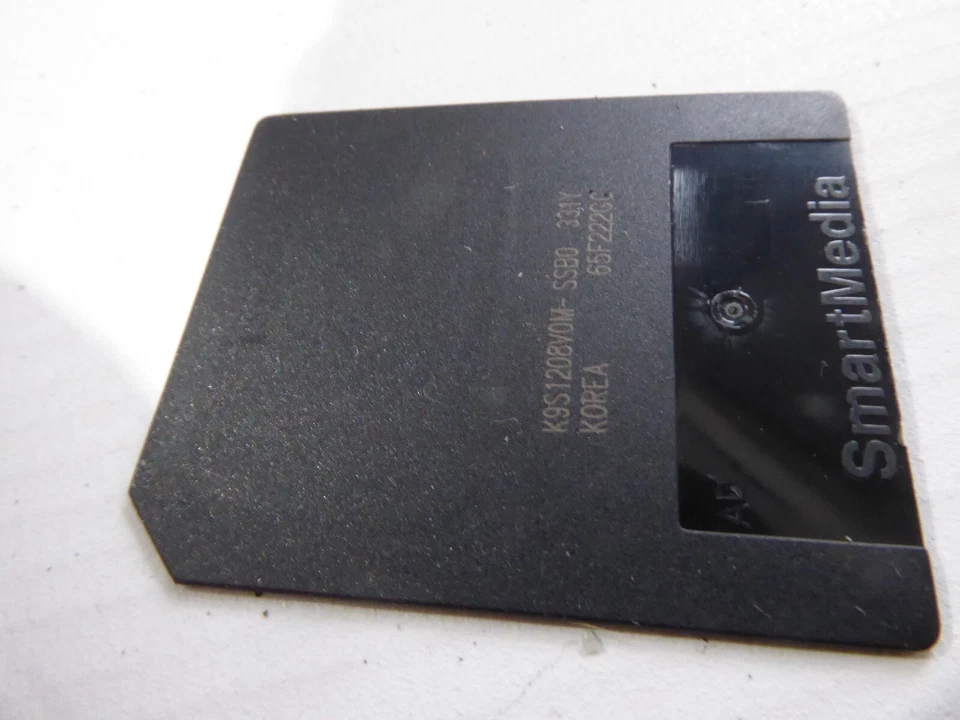 SmartMedia ID 64MB 3.3V SM ID Memory Card for Fujifilm/Olympus SDSM64 v1 - Image 4 of 4