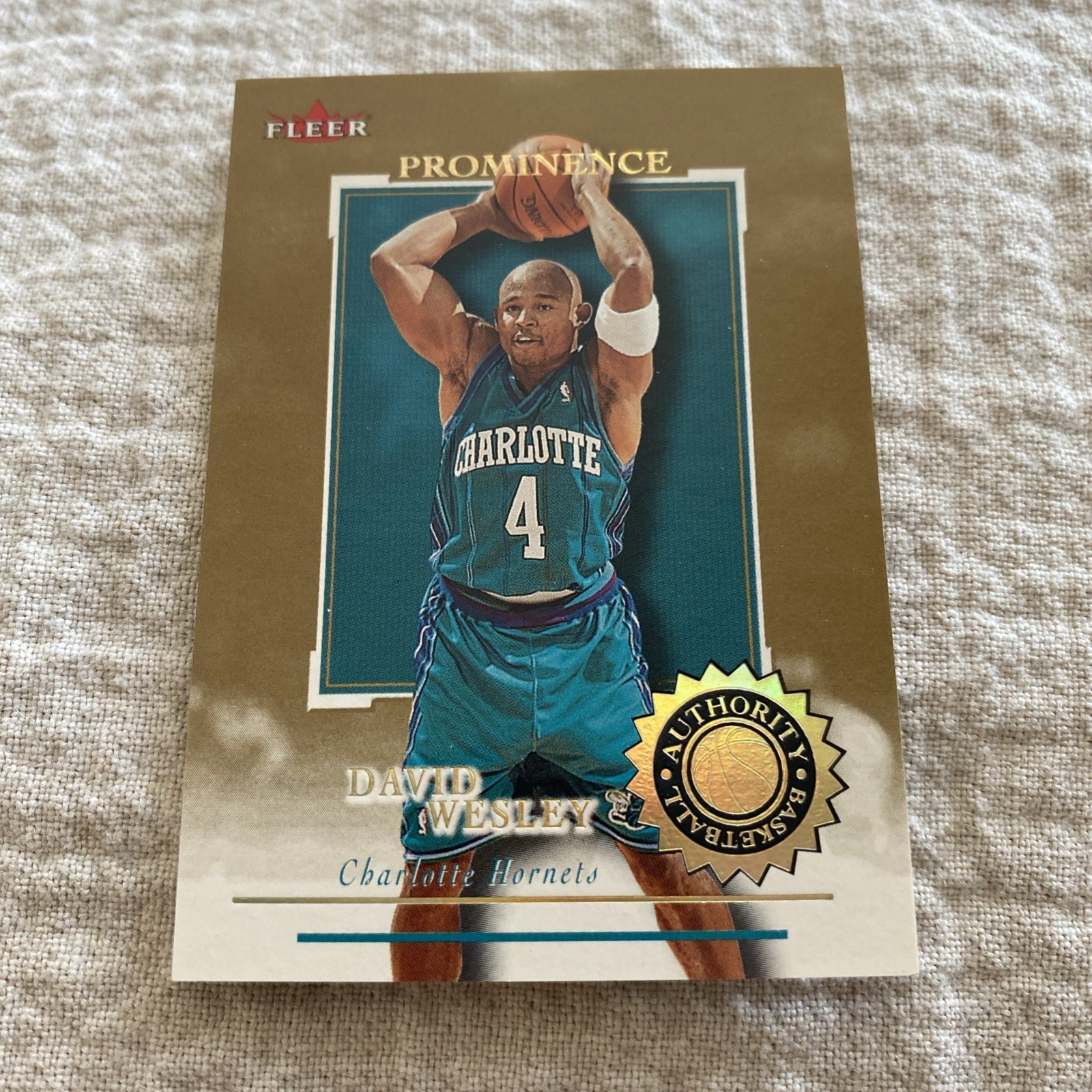 2000-01 Fleer Authority Prominence /125 David Wesley #107 Hornets 759