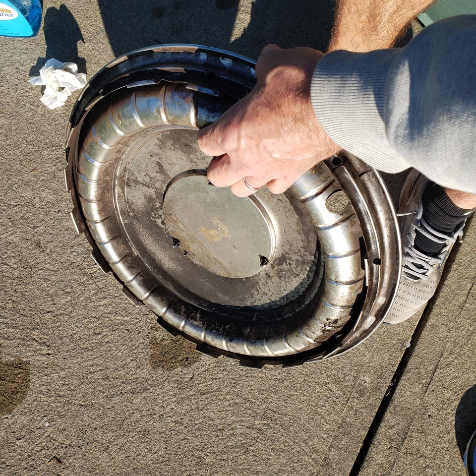 Tampão de cubo Cadillac Deville Fleetwood tampa de roda 79 1982 1993 Brougham - Imagem 3 de 4