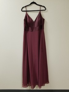 David's Bridal Maroon Sleeveless Sheath A-Line Formal Dress Size 16