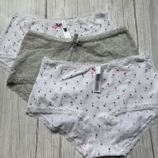 New Women's SKIMS Set Of 3 Snow Rose Lightweight Cotton Lace Briefs Size XXS