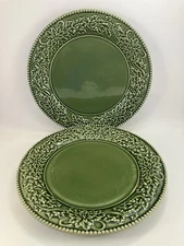 Cracker Barrel "Peace On Earth" Green Embossed Dinner Plates 10 3/4" [Set of 2]