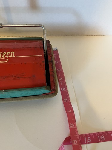 VTG Bissell’s Little Queen Child’s Toy Carpet Sweeper - Picture 5 of 10