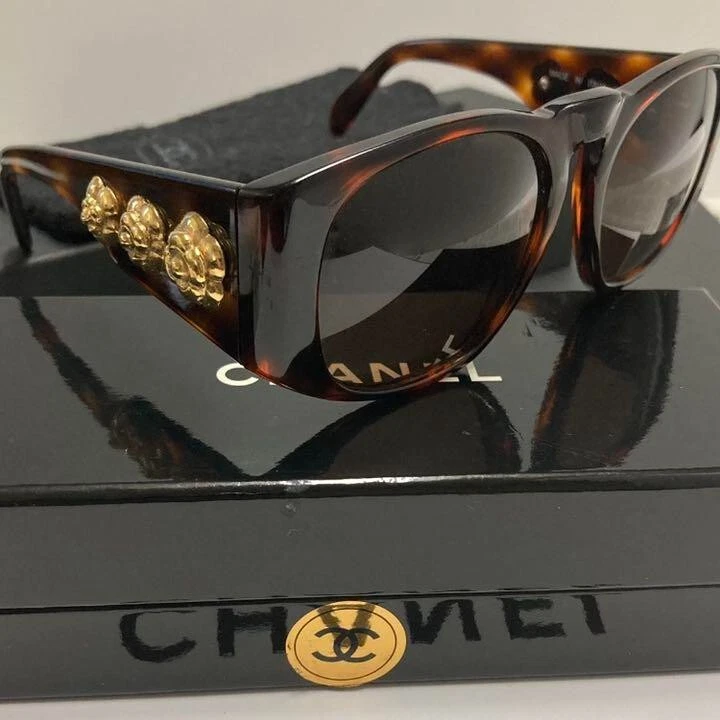 CHANEL, Accessories, Chanel Camellia Grey Sunglasses Like New