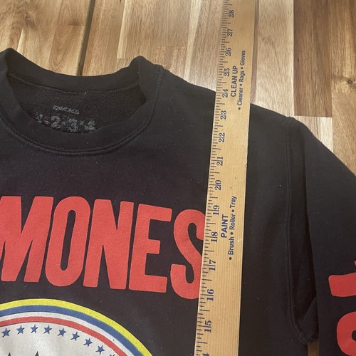 Sudadera Ramones Tour 1995 Mercancía Oficial Estilo Vintage Pullover Negra Pequeña - Imagen 4 de 5