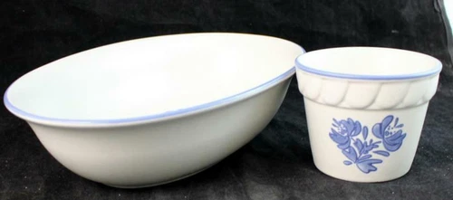 Pfaltzgraff YORKTOWNE USA Oval Vegetable Bowl + 3" Flower Pot GREAT CONDITION