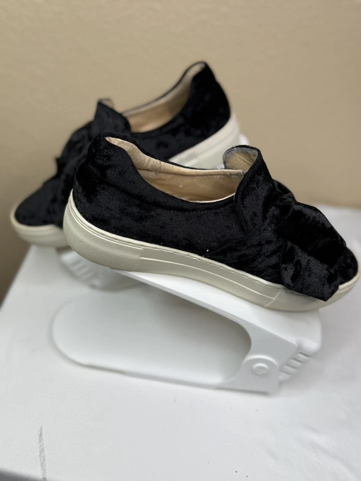 J Slides NYC Annabell Bow Slip-On Women's Velvet Black Sneakers Size 8.5M - Image 2 of 4