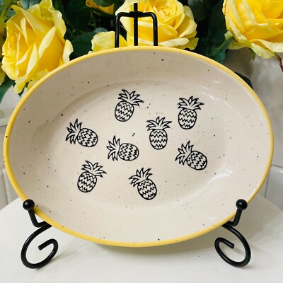 Meritage Speckled Spring Easter Salad Appetizer Snack Oval Plate Pineapple Fruit
