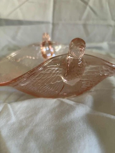 1940s Fenton Pink Bird’s Nest Depression Candy Dish Flying Bird Handles Vintage