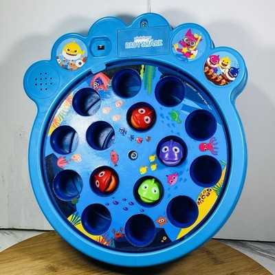 Pinkfong Baby Shark Let's Go Fishing Game Plays Song Tested Just Board + 4 Fish