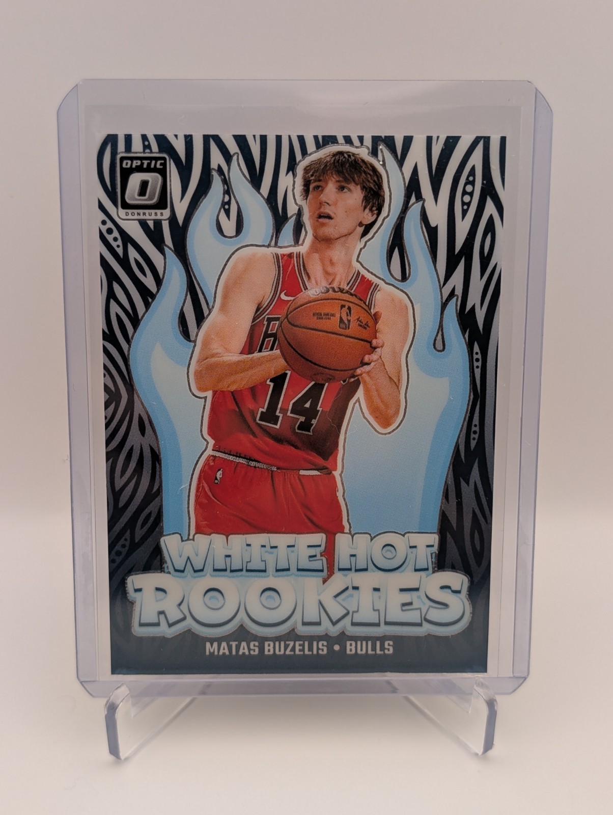 2024-25 Donruss Optic White Hot Rookies Matas Buzelis #10 RC Bulls