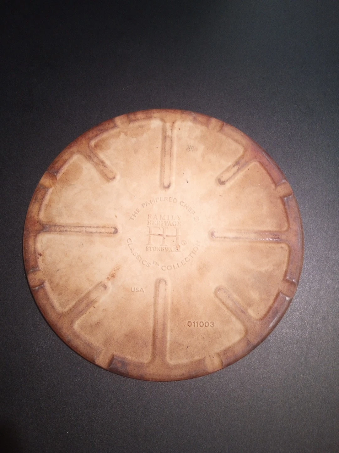 Vintage Pampered Chef 13" Round Baking Stone Pizza Bread Pan Oven 🥘 🍕
Opens in a new window or tab