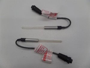 Lot of 2 - BHK 81-1071-06 UV Lamp Replacement ARK 35010-01