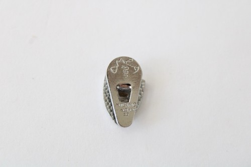 1960’s OMEA Milano Ferrari Silver Lapel Button Pin 250 275 330 - Picture 4 of 5