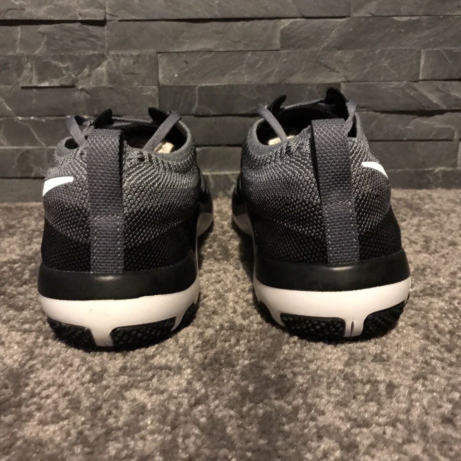 Nike Free 5 TR FOC Flyknit 5 Free Nero/Bianco Taglia EU 39 8 d92d20 Nike Free 5 TR FOC Flyknit 5 Free Nero/Bianco Taglia EU 39 8 d92d20