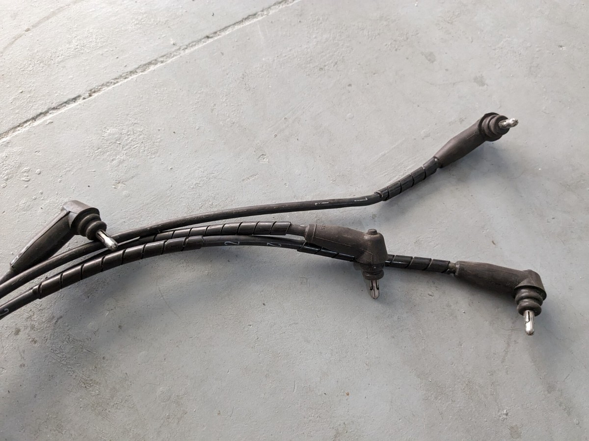 Toyota Corolla AE101 / AE111 4A-GE 20v 4 x Spark Plug Wires / Cord