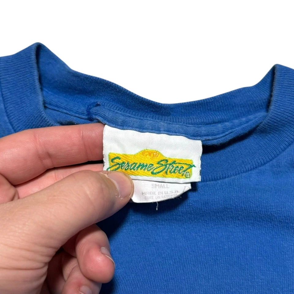 Camisa Azul Americana Vintage Años 90 Plaza Sésamo Elmo Original Juvenil Pequeña Foto 4 de 4