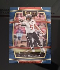 Patrick Mahomes II 💥 2022 Panini Select Draft Picks Blue Concourse Level #26
