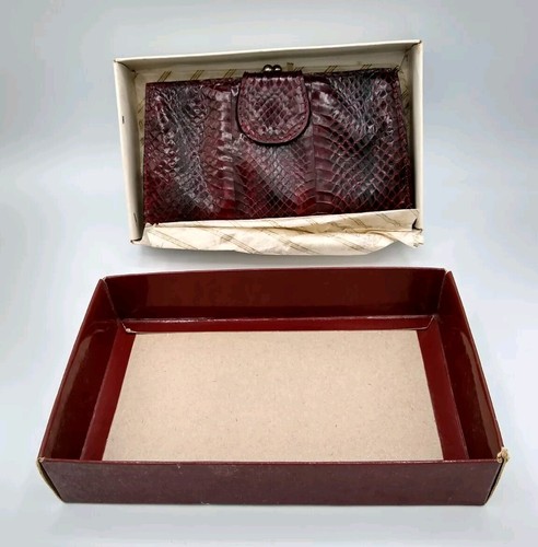 Vintage snakeskin leather Italy Clutch Wallet Burgundy kiss lock - Picture 10 of 15