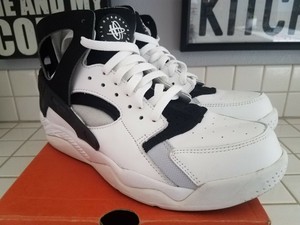 air flight huarache silver
