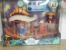 Disney Raya And The Last Dragon Crew Shrimporium Boat Petite Playset Shrimp Doll
