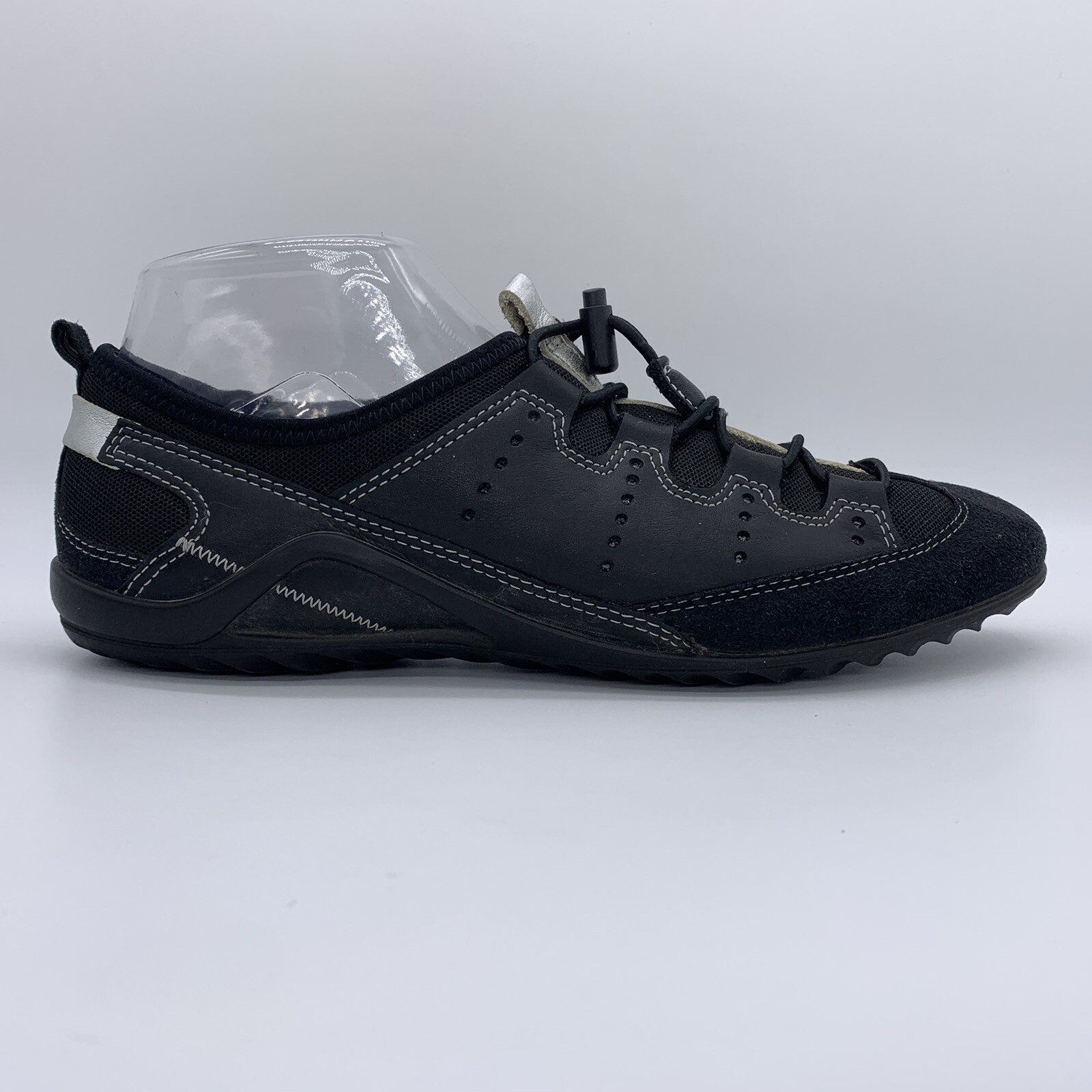 ecco leather slip ons