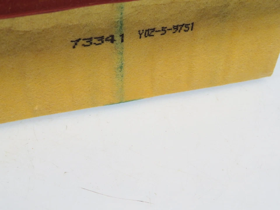 Воздушный фильтр подходит для BMW 318 325 525i 528e 750iL и 850i марки Bosch 73341 - Изображение 3 из 3