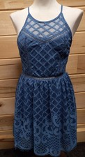 NWT DOE & RAE Blue Dress w High-Neck Designs/Geometric Lace Overlay. Size M.  #T