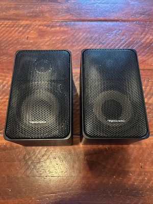 Realistic Minimus-7 40-2030C 40w 8 ohm Compact Bookshelf Speakers