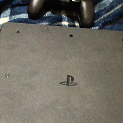 Sony PlayStation 4 PS4 500GB Black Console Blu-Ray 1080p NTSC-U/C CUH-1001A