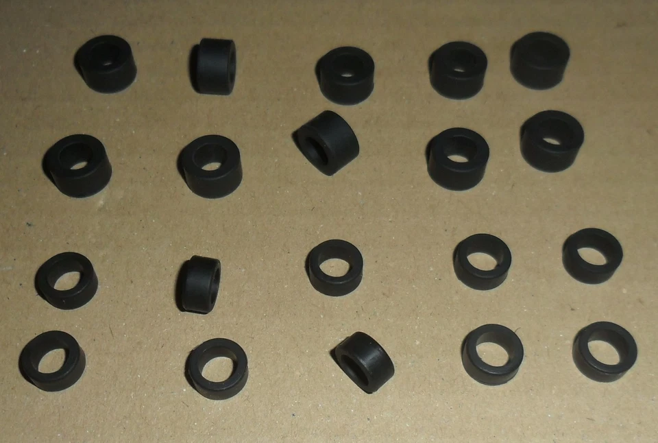 TCR / Matchbox Powertrack Scalextric brand new grippy car tyres tires spares MN - Image 3 of 4