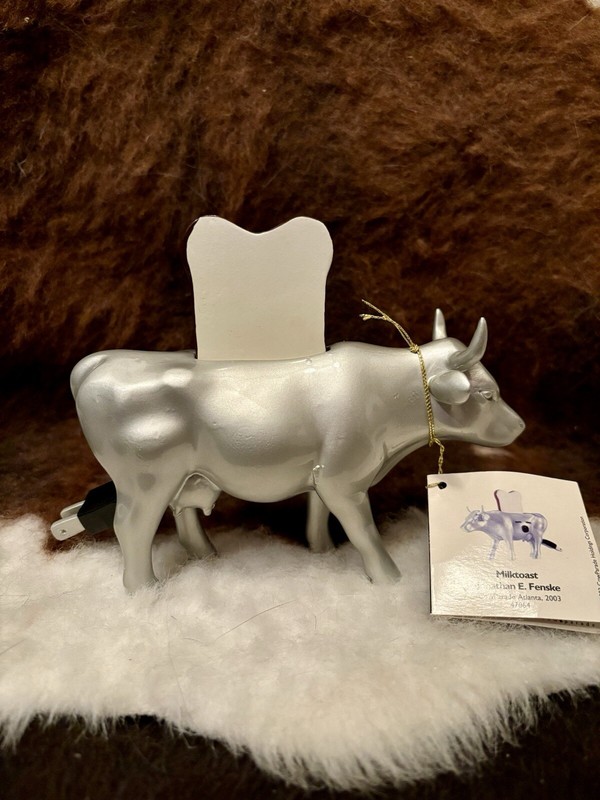2001 Cow Parade Collectible Item # 47064 “Milktoast” Parade Atlanta With Tags 