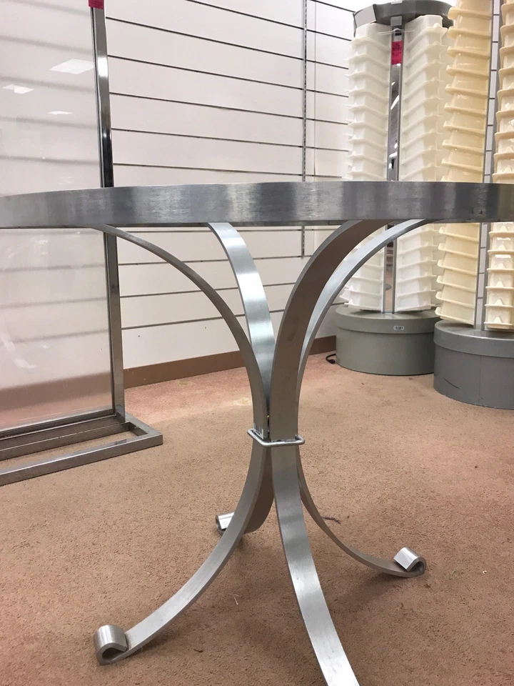 Mesa de comedor moderna vintage BORSANI Mid Century de acero inoxidable Stow Davis Foto 4 de 4