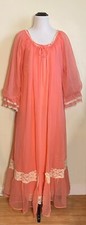 Vintage 19060 Peach Pink Sheer Nightgown Robe Peignoir Set
