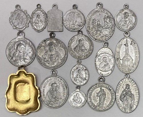 EUROPE 1940´ LOT x17 DIFFERENTS SAINTS VIRGINS JESUS, MARY, ROCH, VERDUN, ROSE.. - Picture 10 of 12