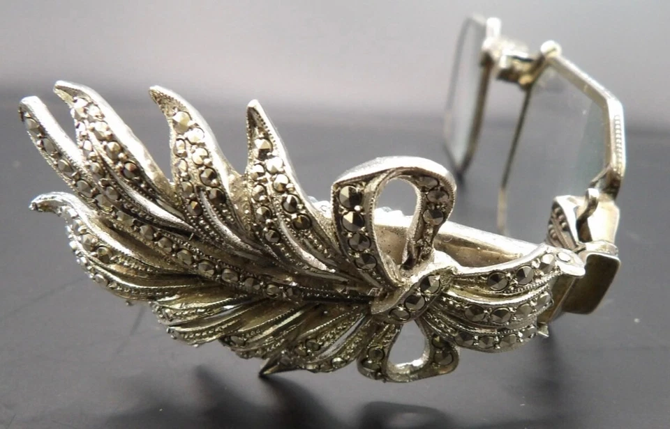 Increíbles gafas Lorgnette plegables Art Deco con diamantes de imitación y plateadas Foto 4 de 4