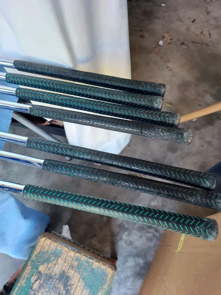 Juego de hierros Dunlop Maxfli John Jacobs ejes de acero diestro 3-9 DDwedge faltan 6 hierros Foto 4 de 4