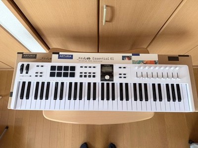 Arturia KeyLab Essential 61 Mk3 MIDI Controller Keyboard DAW USB Boxed japan